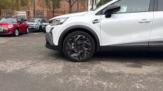 Renault Symbioz 1.8 E-Tech FHEV 160 Techno Esprit Alpine 5dr Auto Hybrid Estate